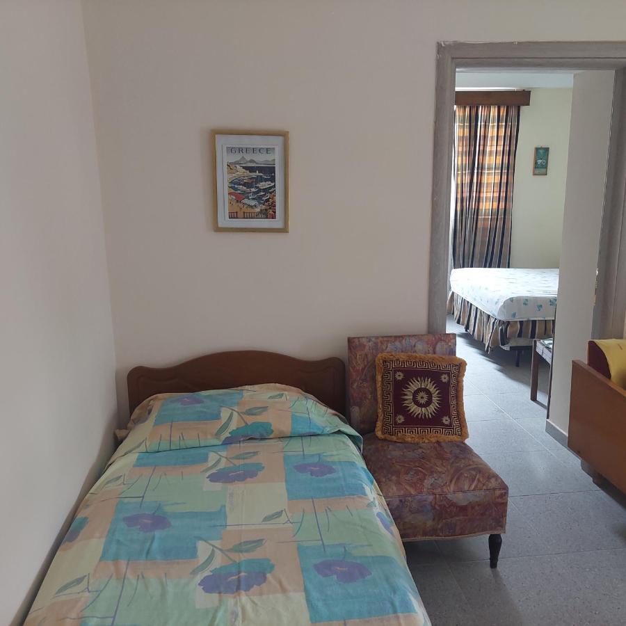 Condo Central Apartment Sarandë Esterno foto